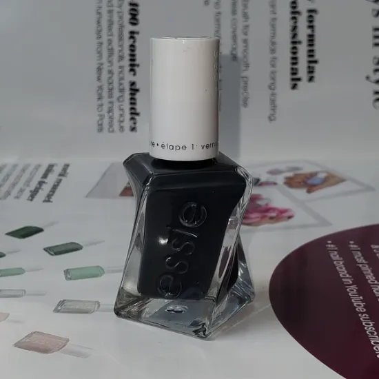 Picture of Essie Gel Couture - BUTTONED UP #405 - 0.46oz