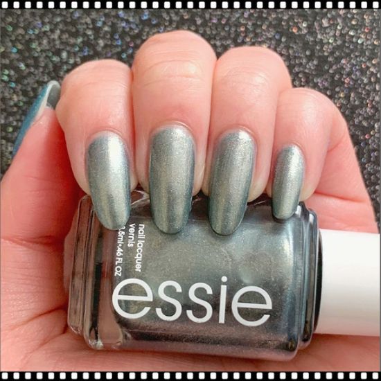 Picture of ESSIE POLISH Reign Check #1551
